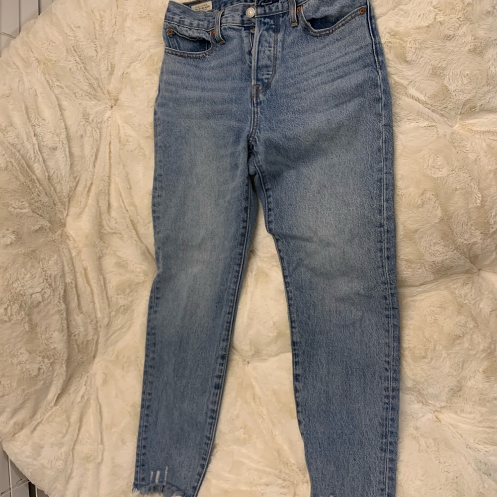 Levi’s denim. Wedgie Fit size 27. Light blue denim.